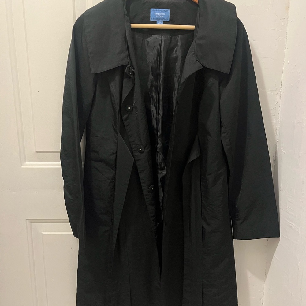 Vera Wang Black Trench Coat Classic Long-Length Style
